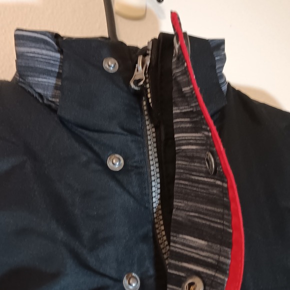 AQ‎ Boys 7/8 Winter Ski Snow Jacket Coat Black Gray Red Puffer Active - Picture 6 of 10